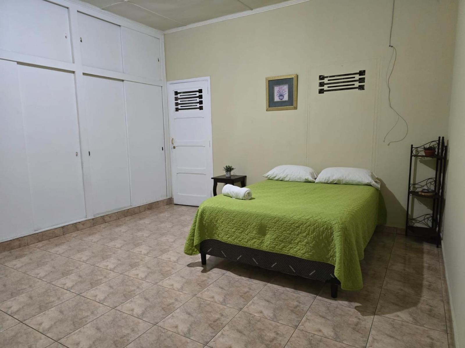 Hostal Casa Luna 산타 아나 외부 사진