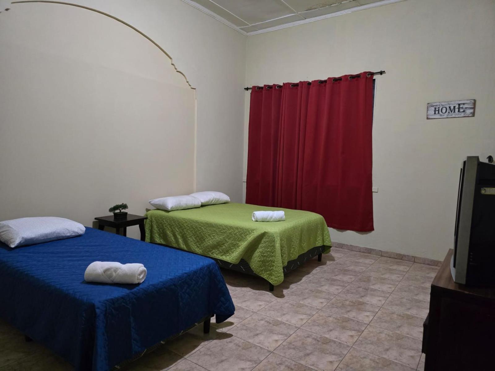 Hostal Casa Luna 산타 아나 외부 사진